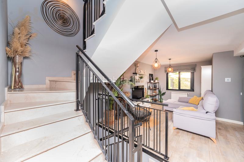 Foto a328f82a-c449-4567-838d-77ab1a8d2c92. Casa bifamiliare in calle de ribera 61 in La Cárcaba-El Encinar-Montemolinos Arroyomolinos