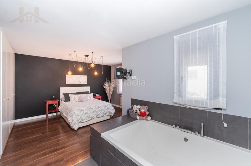 Foto ccd8a760-e695-436e-aa18-514926cf9a09. Casa bifamiliare in calle de ribera 61 in La Cárcaba-El Encinar-Montemolinos Arroyomolinos