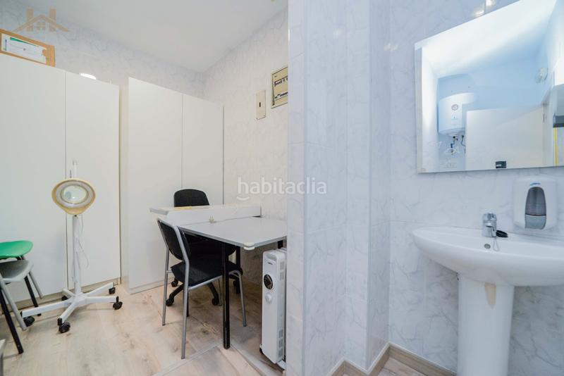 Foto 15513ad4-8e68-440b-b5c0-a4bd2cd533ed. Geschäftsraum in calle porto colón 10 in Parque Lisboa-La Paz Alcorcón