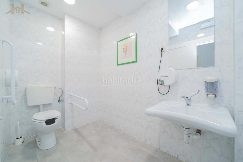 Foto b51b9511-a3a9-4908-b1f2-f4dc2ed573df. Geschäftsraum in calle porto colón 10 in Parque Lisboa-La Paz Alcorcón