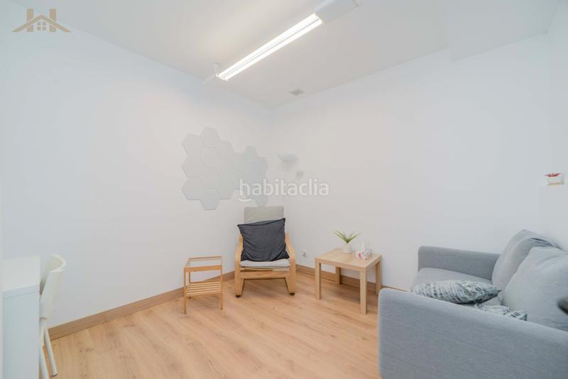 Foto fe4caf90-f945-413c-9a32-86e3a237343a. Geschäftsraum in calle porto colón 10 in Parque Lisboa-La Paz Alcorcón