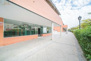 Locale commerciale in Avenida de la Unión Europea 47