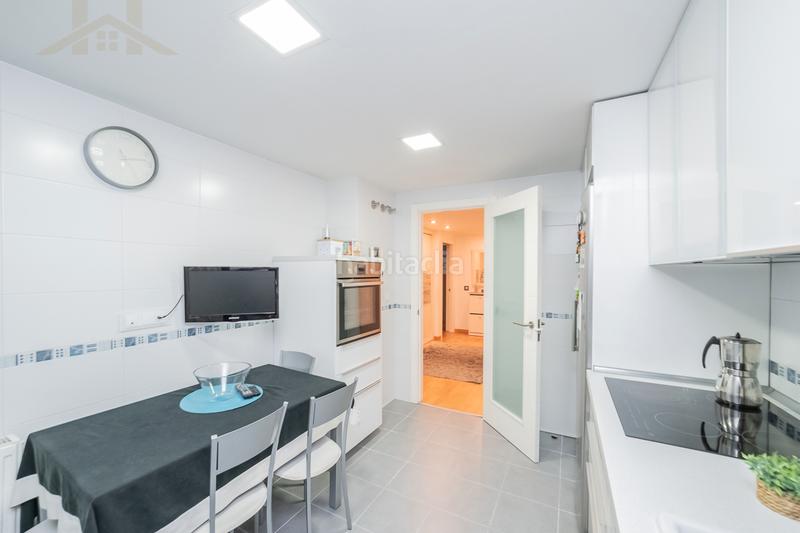 Foto 6c4b1174-adb0-4c40-aa18-262171e8a8d7. Pis a calle aguilas 2 a Zona El Caño Arroyomolinos