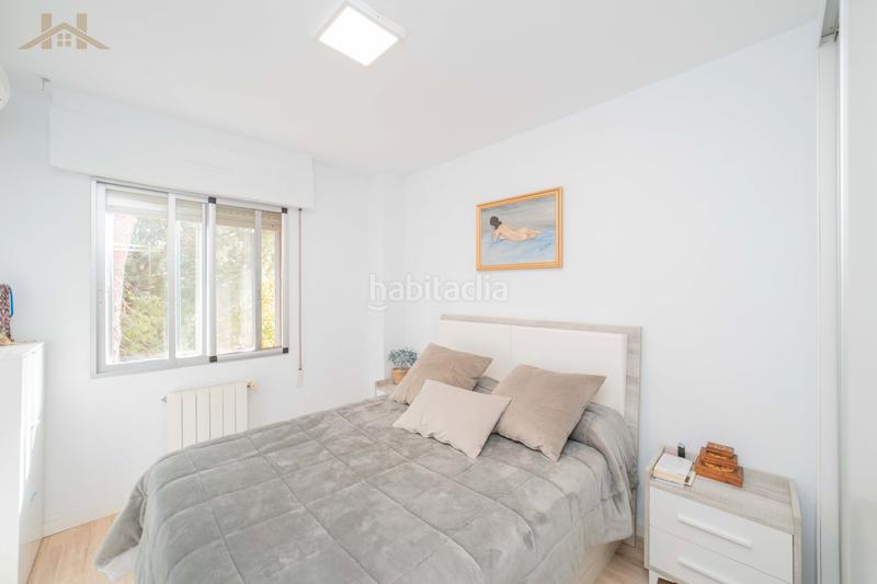 Foto 452eec9d-3095-48a1-aff3-a743e6e48a06. Pis a calle los salmueros 6 a Moraleja de Enmedio