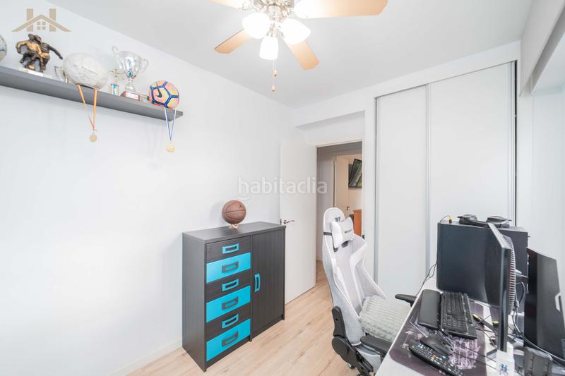 Foto fa142fdd-a641-401b-abd4-08b9f9c4bea5. Pis a calle los salmueros 6 a Moraleja de Enmedio