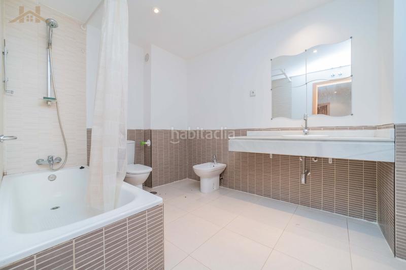 Foto 56e48b80-1e8d-485b-8023-add6dab8c07a. Chalet en calle de cadaqués 24 en Urbanización El Mediterráneo Arroyomolinos