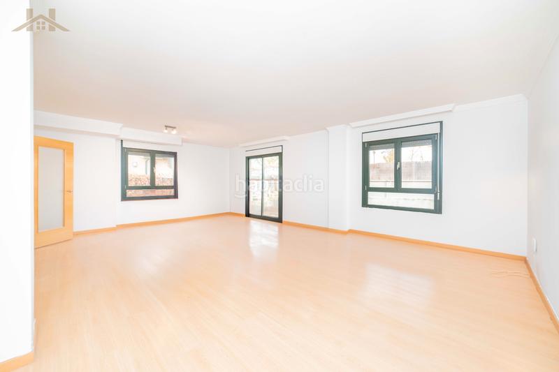 Foto 0b0b6ad4-5e33-4da3-bbd1-3cde98a6c12c. Chalet in calle de cadaqués 24 in Urbanización El Mediterráneo Arroyomolinos