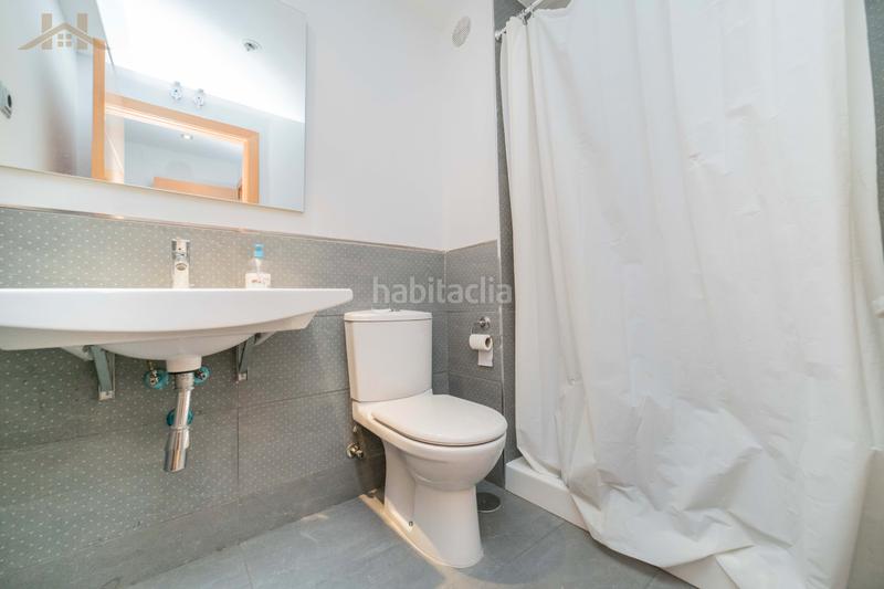 Foto 8a37e4c8-a98c-46d8-8eae-b4e71dbe2c0e. Chalet dans calle de cadaqués 24 dans Urbanización El Mediterráneo Arroyomolinos