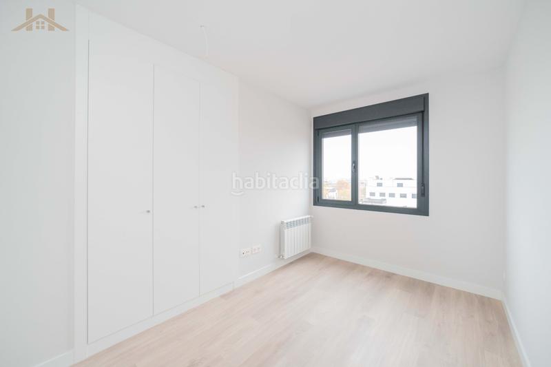 Foto 51b3e9dd-f3d0-45aa-8def-724238a2b1b7. Maison jumelée dans calle de irlanda 38 dans Zona Europa Arroyomolinos