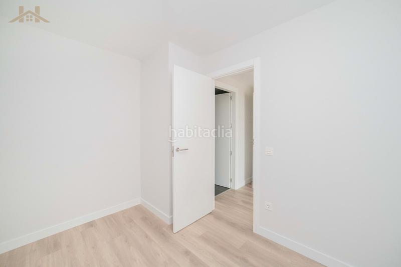 Foto 5d35e7eb-e588-4bd1-9792-a1ebc4059832. Maison jumelée dans calle de irlanda 38 dans Zona Europa Arroyomolinos