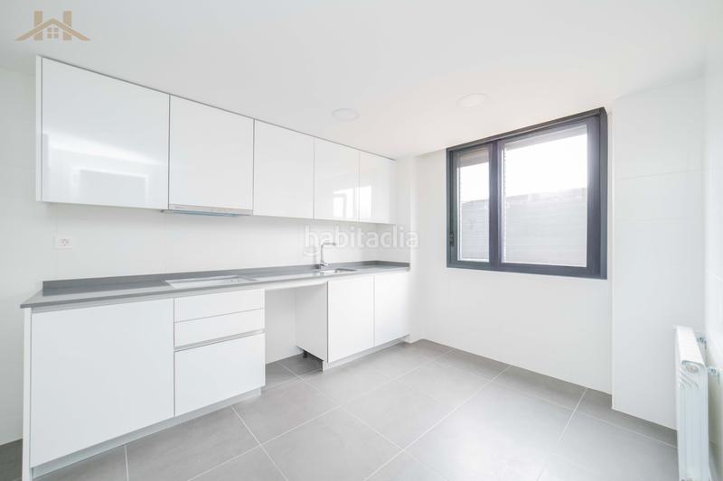 Foto 82b58d1c-a00b-4a7e-8fe0-a4ddde215d05. Maison jumelée dans calle de irlanda 38 dans Zona Europa Arroyomolinos