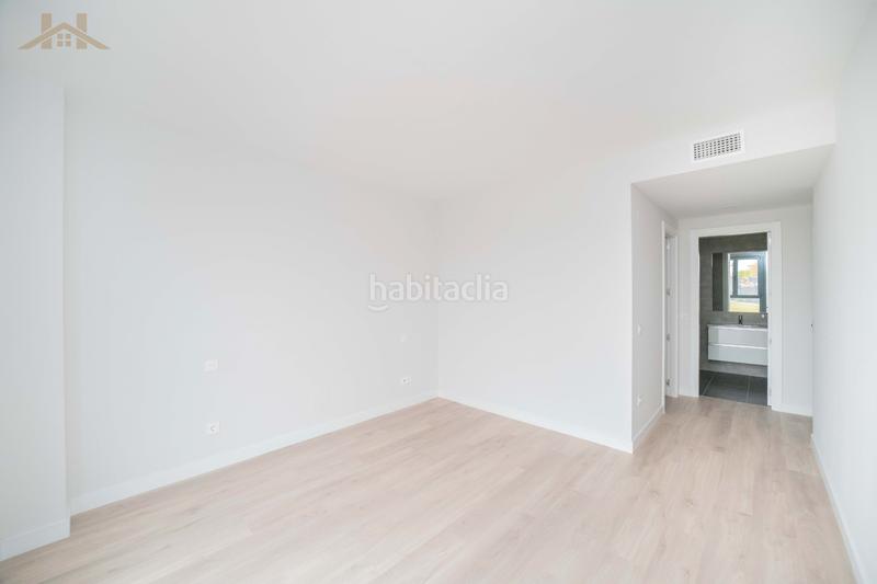 Foto b0acc2ad-bade-42e5-a752-5a1577b81bf6. Maison jumelée dans calle de irlanda 38 dans Zona Europa Arroyomolinos