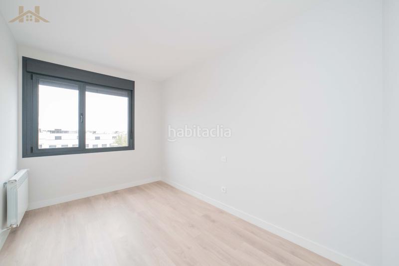 Foto d64ba9c5-f9de-4f8a-b96d-018be6000b24. Maison jumelée dans calle de irlanda 38 dans Zona Europa Arroyomolinos