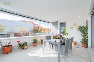 Appartement  Calle de isla cristina 7. Piso con terraza en bulevar