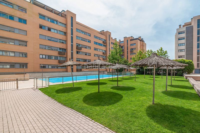 Foto 669ab23c-0e0e-45f6-890e-e6765aa22068. Pis amb calefacció aparcament piscina a Las Tablas Madrid