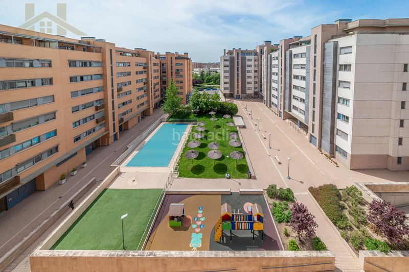 Foto e259fe68-7f39-4ffc-b23d-e23e04025dff. Pis amb calefacció aparcament piscina a Las Tablas Madrid