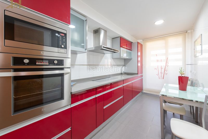 Foto db465d7b-d172-4de3-8ead-d2d935169819. Piso en Las Tablas Madrid