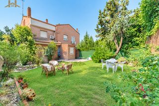 Chalet  Calle de los cedros 24
