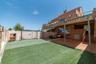 Casa  Avenida de italia 2. Chalet adosado en venta en avenida de italia 2, arroyomolinos