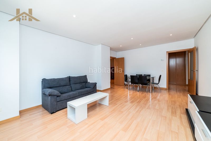 Foto c3ea2060-5687-4620-8f4f-4babd4ba6d66. Pis amb calefacció piscina a Las Tablas Madrid