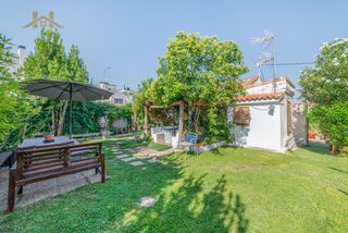 Chalet  Calle del monasterio de la rábida 44. Chalet independiente en la mejor zona de montecarmelo