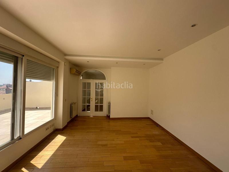 Foto 52f827ce-ddc7-4b4f-9a5d-634950a480e5. Affitto attico in Cortes-Huertas Madrid