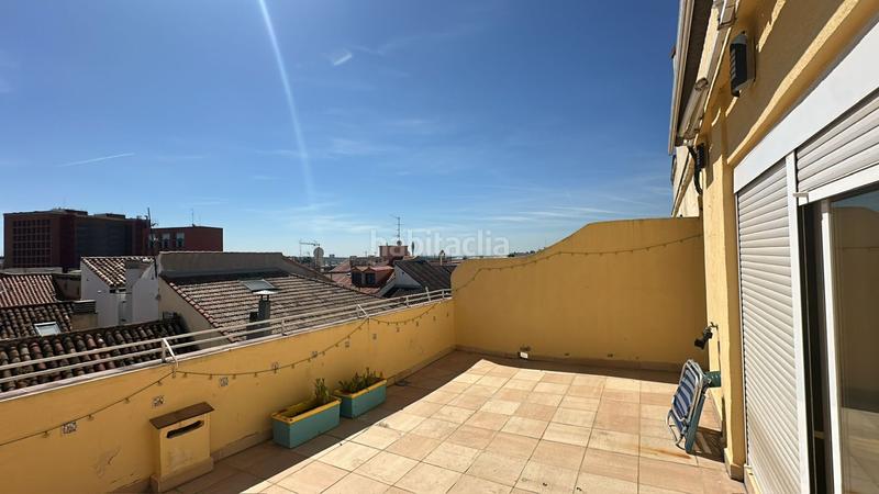 Foto 9ca8c698-6d6c-4d6c-b6af-04623f2b00fa. Location attique dans Cortes-Huertas Madrid
