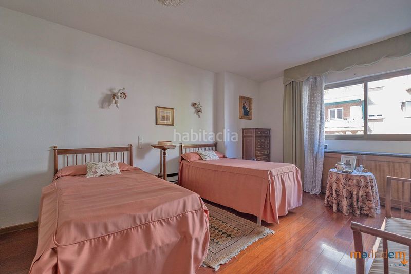 Foto 0f4735ee-fbdd-4c95-9632-9289809e64d4. Apartament amb calefacció piscina a Hispanoamérica-Bernabéu Madrid