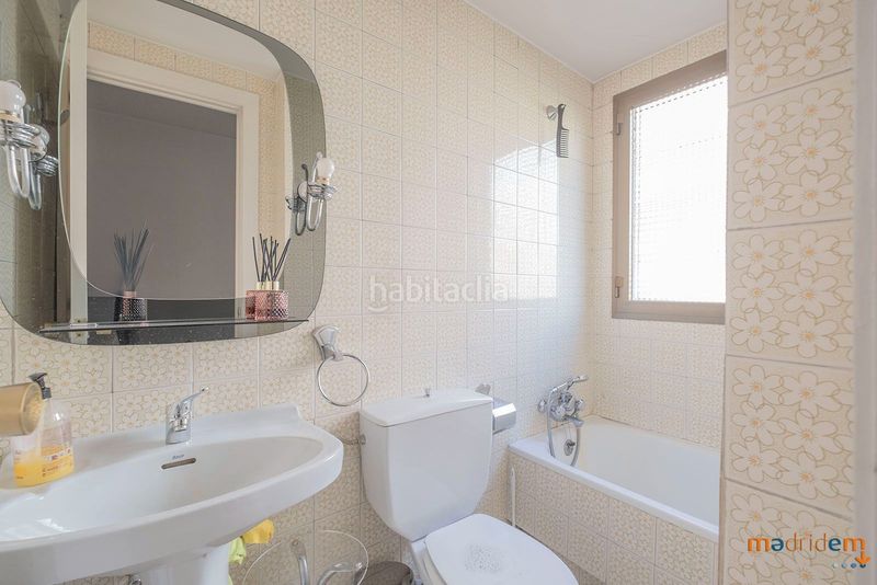 Foto 6ea78f70-54f4-4590-a643-7c1d6005d558. Apartament amb calefacció piscina a Hispanoamérica-Bernabéu Madrid
