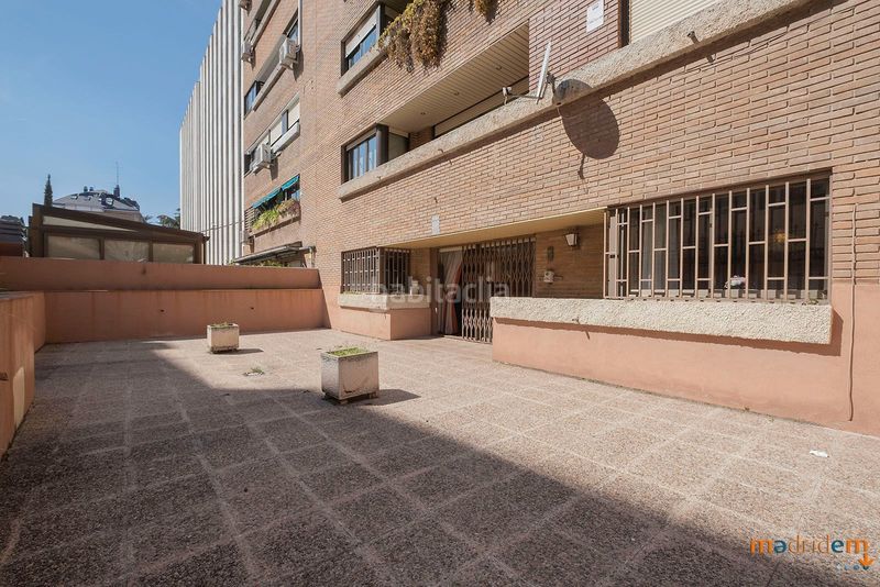 Foto b21cc4e6-4e4e-4508-ac66-ede61dd97bc9. Apartament amb calefacció piscina a Hispanoamérica-Bernabéu Madrid