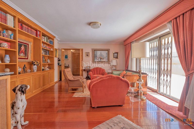 Foto f50e0708-7460-4f37-b740-e331372d60e7. Apartament amb calefacció piscina a Hispanoamérica-Bernabéu Madrid