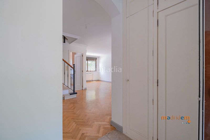 Foto 19e513e6-f4ae-4bf2-ba73-0a10d506aea6. Casa adossada amb calefacció a Concepción Madrid