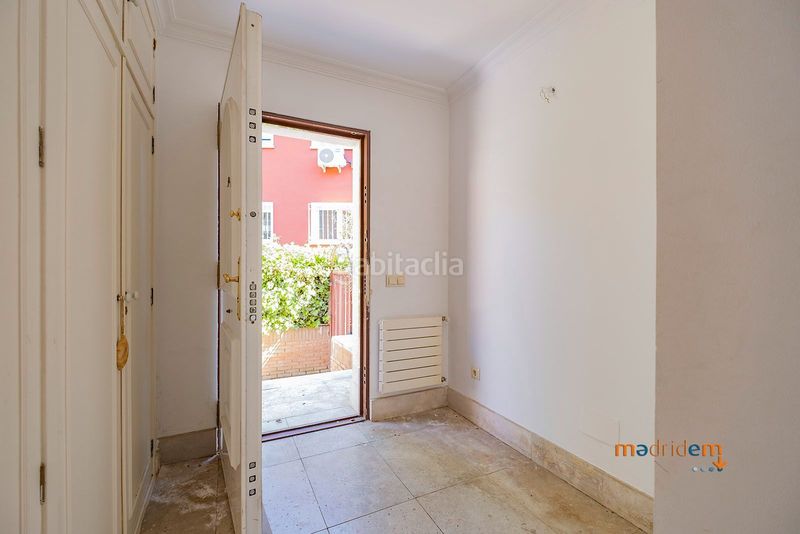 Foto ee82b3b7-5490-4175-85bc-e765016042c6. Casa adossada amb calefacció a Concepción Madrid