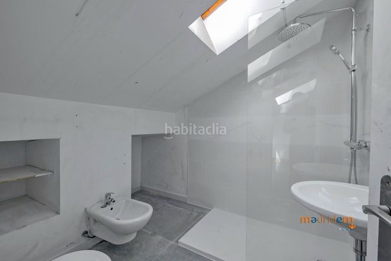 Foto fa1ef939-4c5c-4a46-93ea-c1585c3ef538. Casa adossada amb calefacció a Concepción Madrid