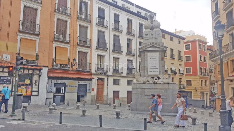 Foto 1116a821-0329-42df-ad35-a39072fceb70. Lloguer àtic amb calefacció a Palacio Madrid