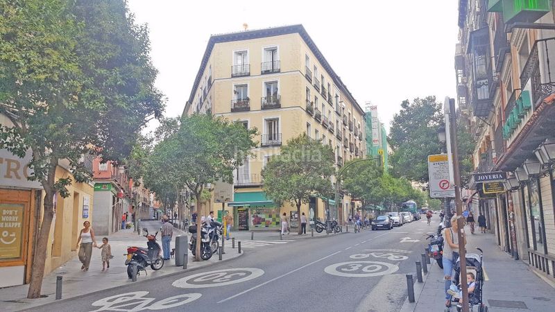 Foto e54a2496-a80f-427d-a460-b0f1738946d8. Lloguer àtic amb calefacció a Palacio Madrid