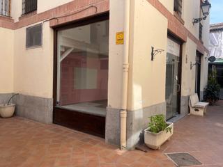 Lloguer Local Comercial  Calle de ramón y cajal. Alquiler local