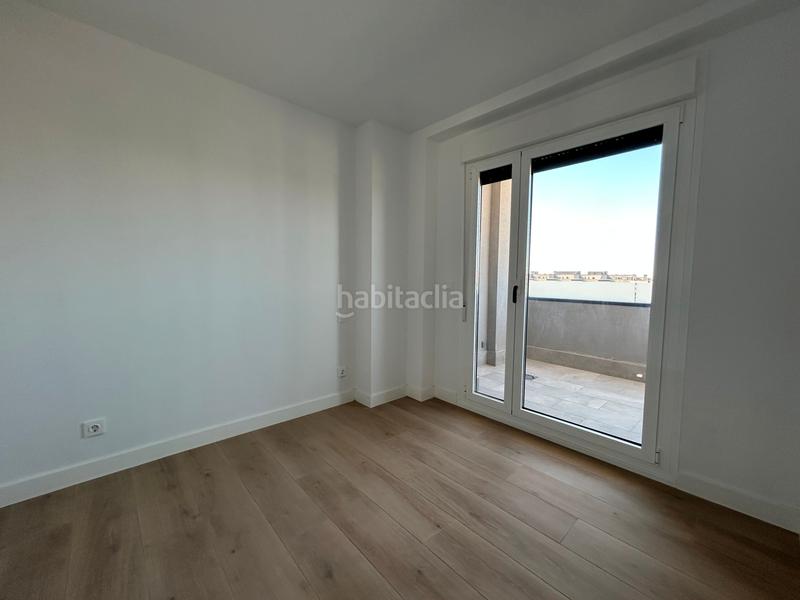 Foto f3224375-bfdc-4d88-8cd1-4278cfac9e9e. Penthouse with heating pool in La Garena Alcalá de Henares