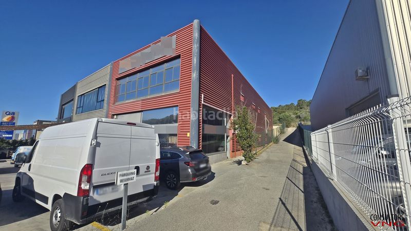 Foto a3a46862-bf4a-4b44-9394-ac0342584289. Location bâtiment à usage industriel dans Centre Sitges