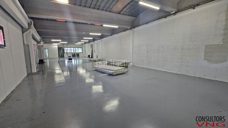 Foto b293ae8e-17bd-4bf6-b3cd-781828512786. Location bâtiment à usage industriel dans Centre Sitges