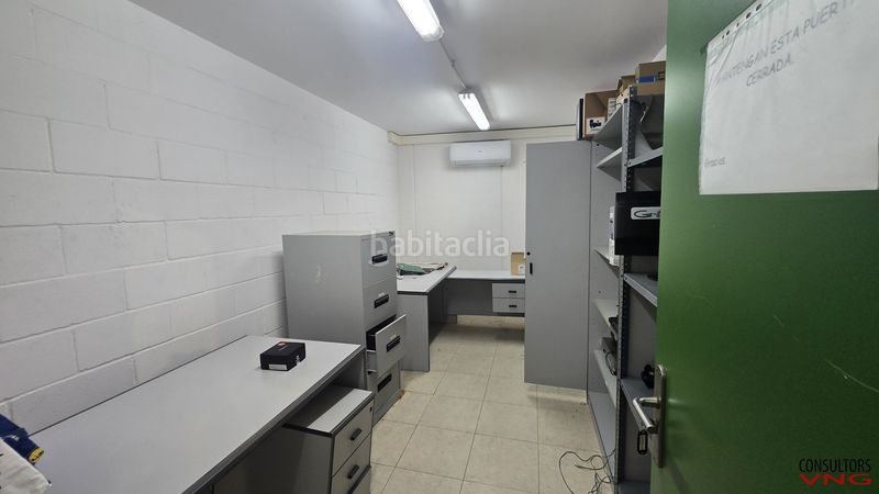 Foto bd8f8081-bd2a-4c19-bc61-67b558f9f577. Location bâtiment à usage industriel dans Centre Sitges