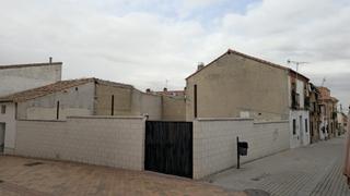 Residential Plot in Sevilla la Nueva. ¡capital home vevnde este fantástico terreno en casaco urbano!
