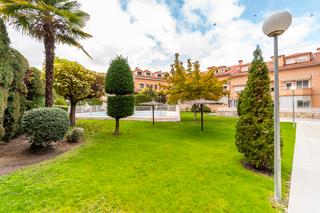 Pis  Calle juan de herrera. Capital home sevilla la nueva vende en exclusiva fantastico bajo
