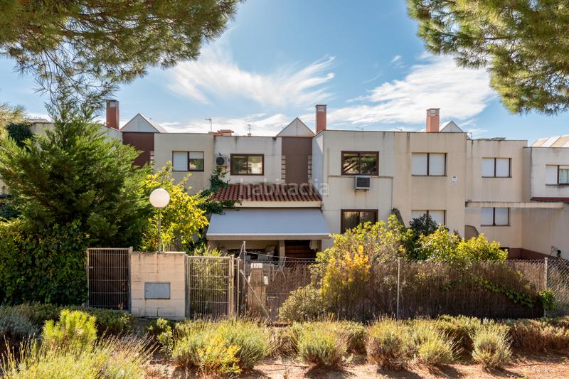 Foto 1edd0bd8-cebb-45e2-97c2-7f926e293cb4. Casa a schiera con parcheggio piscina in Zona El Caño Arroyomolinos