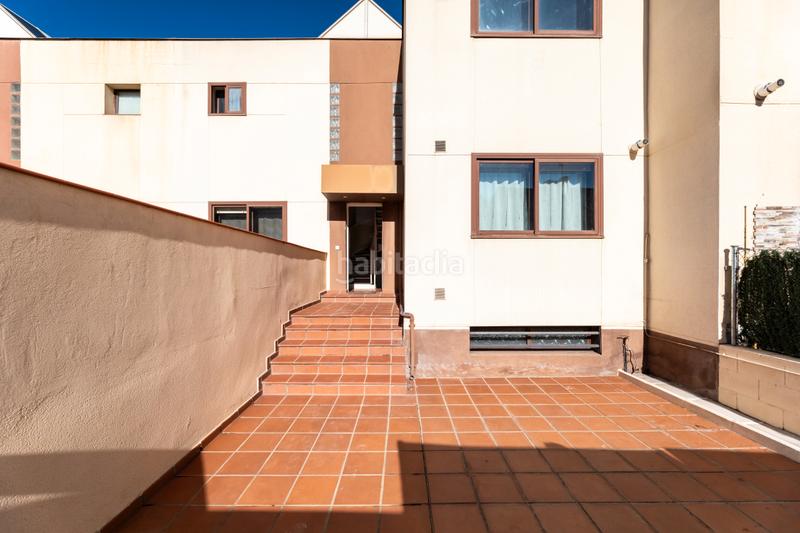 Foto 9b2a2f12-b7a3-405a-9b93-dd7700cf9f8a. Casa a schiera con parcheggio piscina in Zona El Caño Arroyomolinos