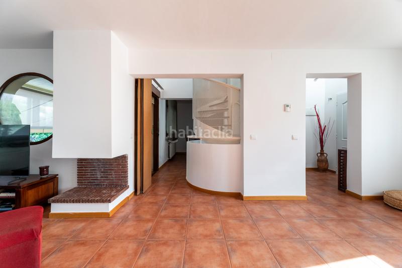 Foto c7000cb3-933f-4d02-b6ec-1c1013072dc8. Casa a schiera con parcheggio piscina in Zona El Caño Arroyomolinos