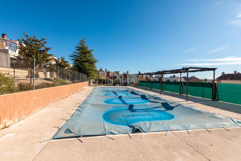 Foto fc65a03b-8818-40b3-9c55-8a73e16dc260. Casa a schiera con parcheggio piscina in Zona El Caño Arroyomolinos