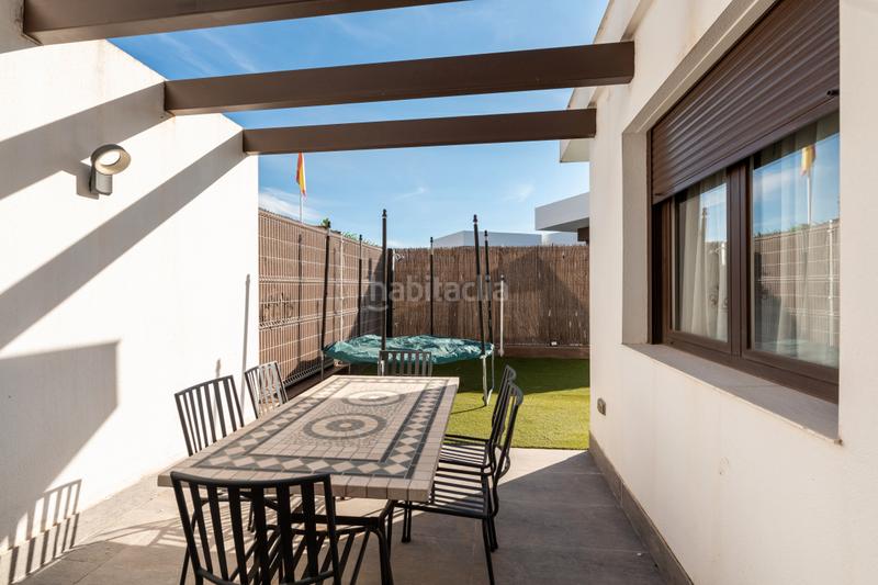 Foto 1269d0f3-9ed8-43bf-a9ff-2d387a318203. Casa bifamiliare con parcheggio in Las Castañeras - Bulevar Arroyomolinos