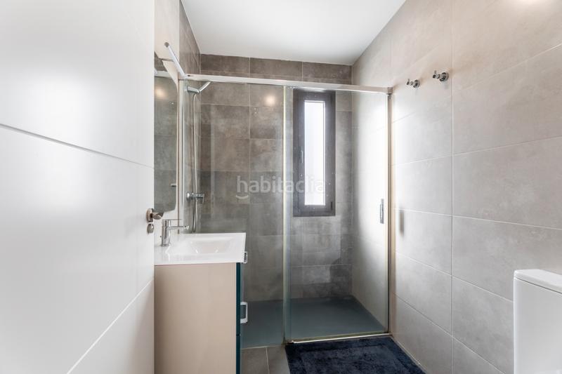 Foto a4e49b50-8ab9-43a0-beca-e1664e6fe1dc. Casa bifamiliare con parcheggio in Las Castañeras - Bulevar Arroyomolinos