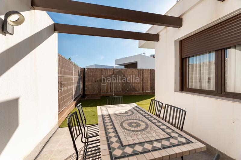 Foto eb342112-da61-4c03-8557-13dbc8a07895. Casa bifamiliare con parcheggio in Las Castañeras - Bulevar Arroyomolinos